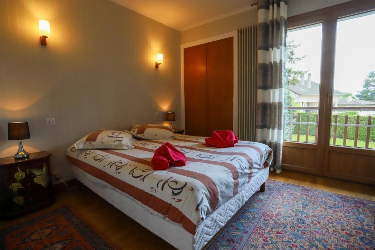 Le Vintage Grand Appartement 4 Etoiles Avec Jardin Proche Du Lac Annecy Exterior photo